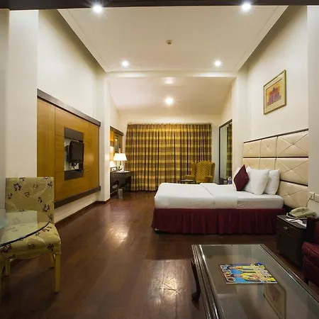 Residency Club Hotel Pune Exterior photo